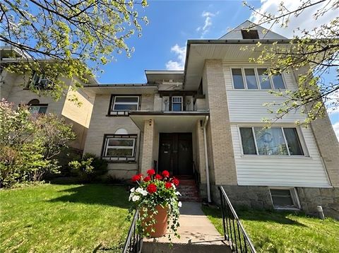 Photo of 1621 Westfield St, Pittsburgh, PA 15216 (MLS # 1738871)