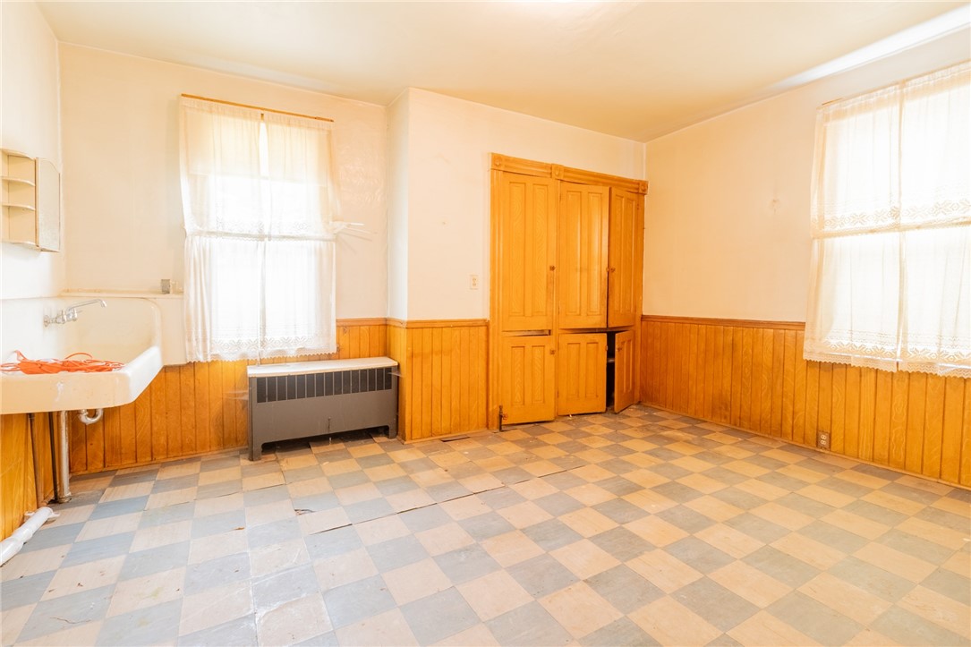 N Versailles, Pennsylvania 15137, United States, 4 Bedrooms Bedrooms, ,1 BathroomBathrooms,Residential,Active,192667