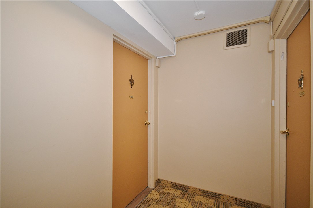 4625 Fifth Ave Ave #202, Oakland, Pennsylvania image 5