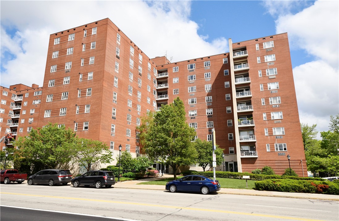 4625 Fifth Ave Ave #202, Oakland, Pennsylvania image 1