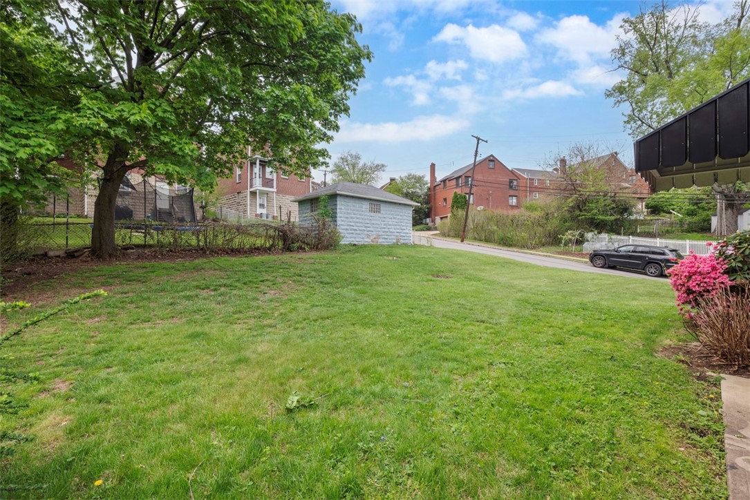4044 Cloverlea St St, Brentwood, Pennsylvania image 43
