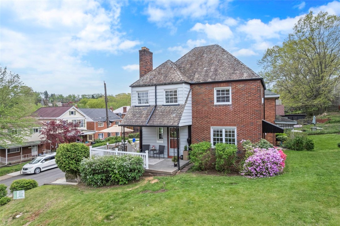 4044 Cloverlea St St, Brentwood, Pennsylvania image 2