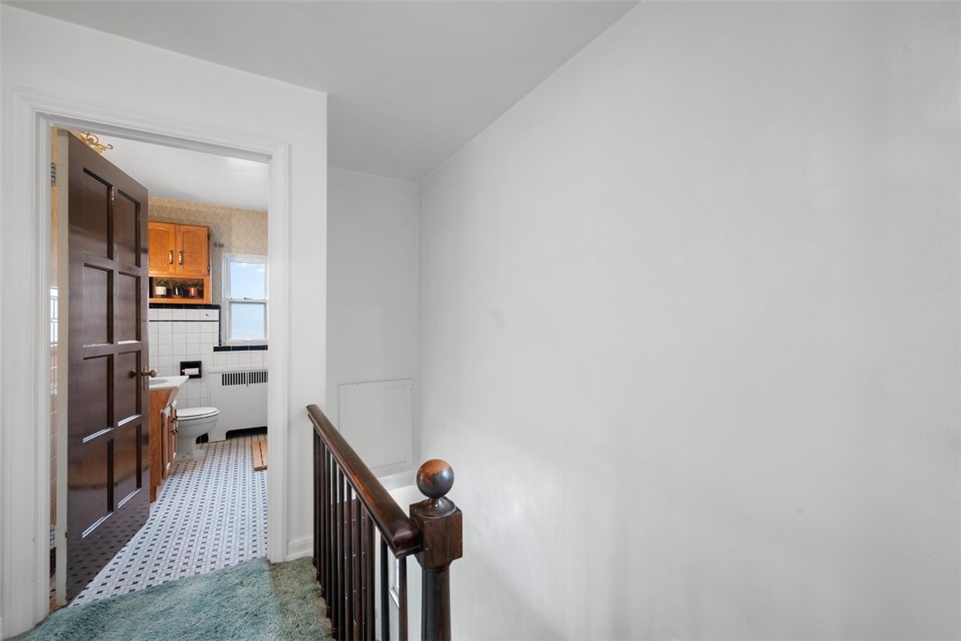 4044 Cloverlea St St, Brentwood, Pennsylvania image 32