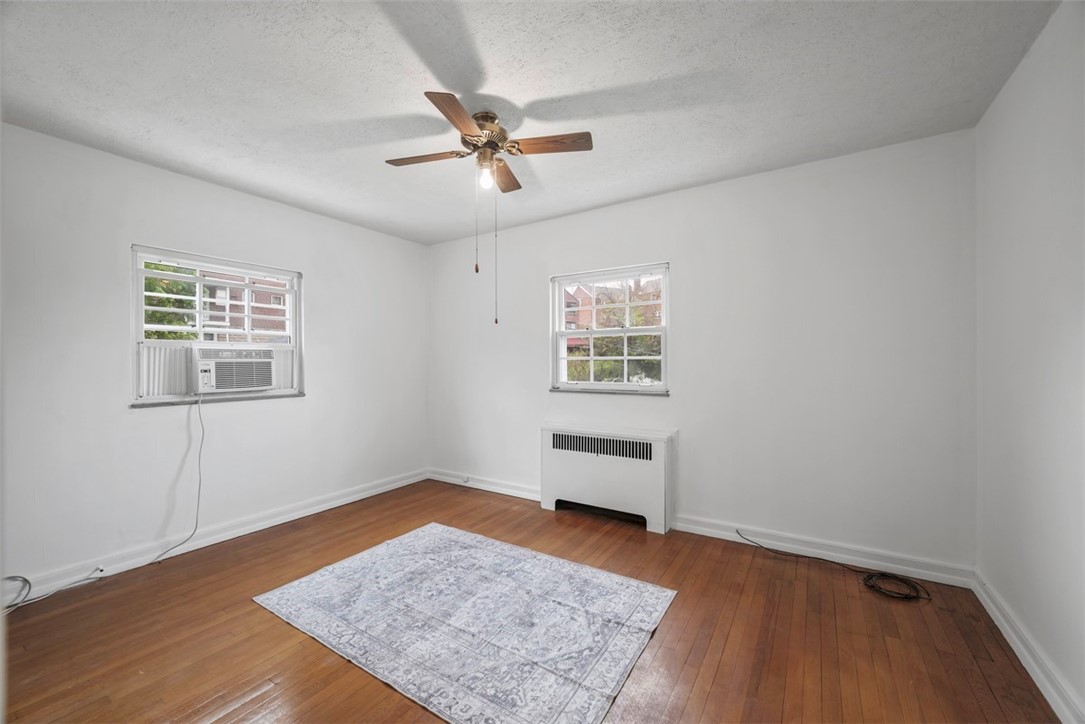 4044 Cloverlea St St, Brentwood, Pennsylvania image 25