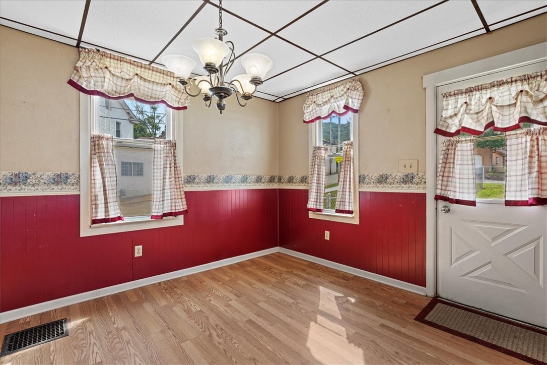 Leet Twp, Pennsylvania 15003, United States, 2 Bedrooms Bedrooms, ,1 BathroomBathrooms,Residential,Active,23688