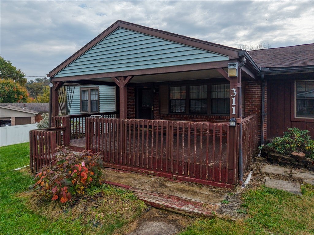 311 Cowan Dr