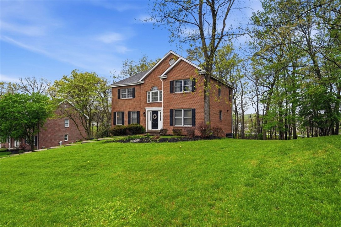 2436 Wedgewood Dr