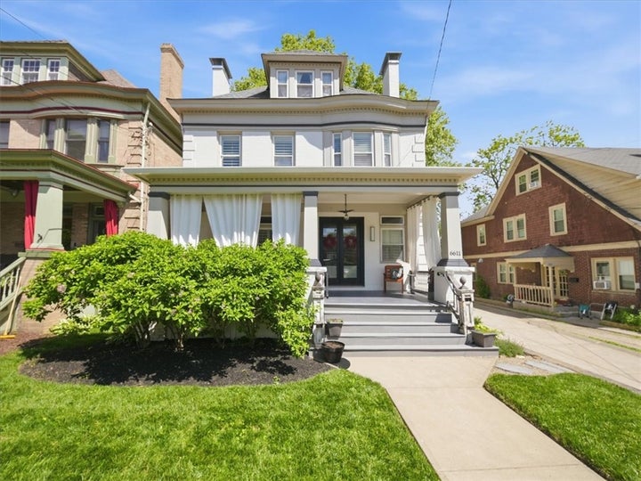 Photo 1 of 36 — 6611 Dalzell Place, Squirrel Hill, PA 15217