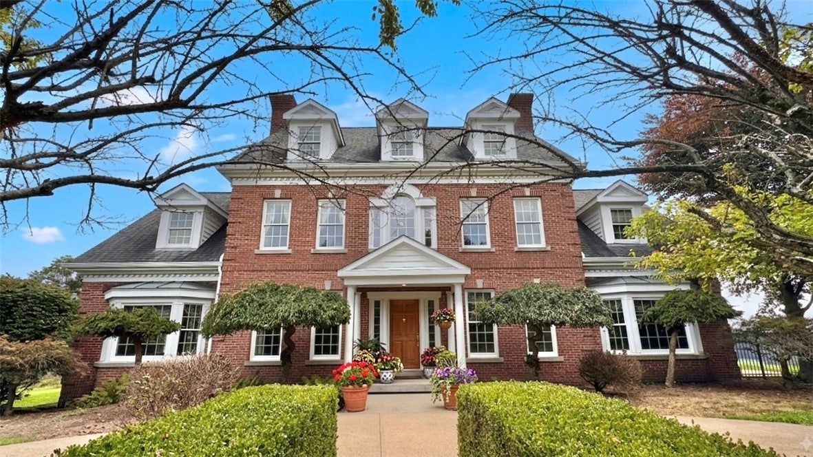 52 Hatfield Lane