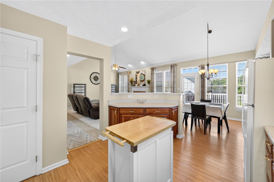 South Fayette, Pennsylvania 15057, United States, 3 Bedrooms Bedrooms, ,3 BathroomsBathrooms,Residential,Contingent,181997