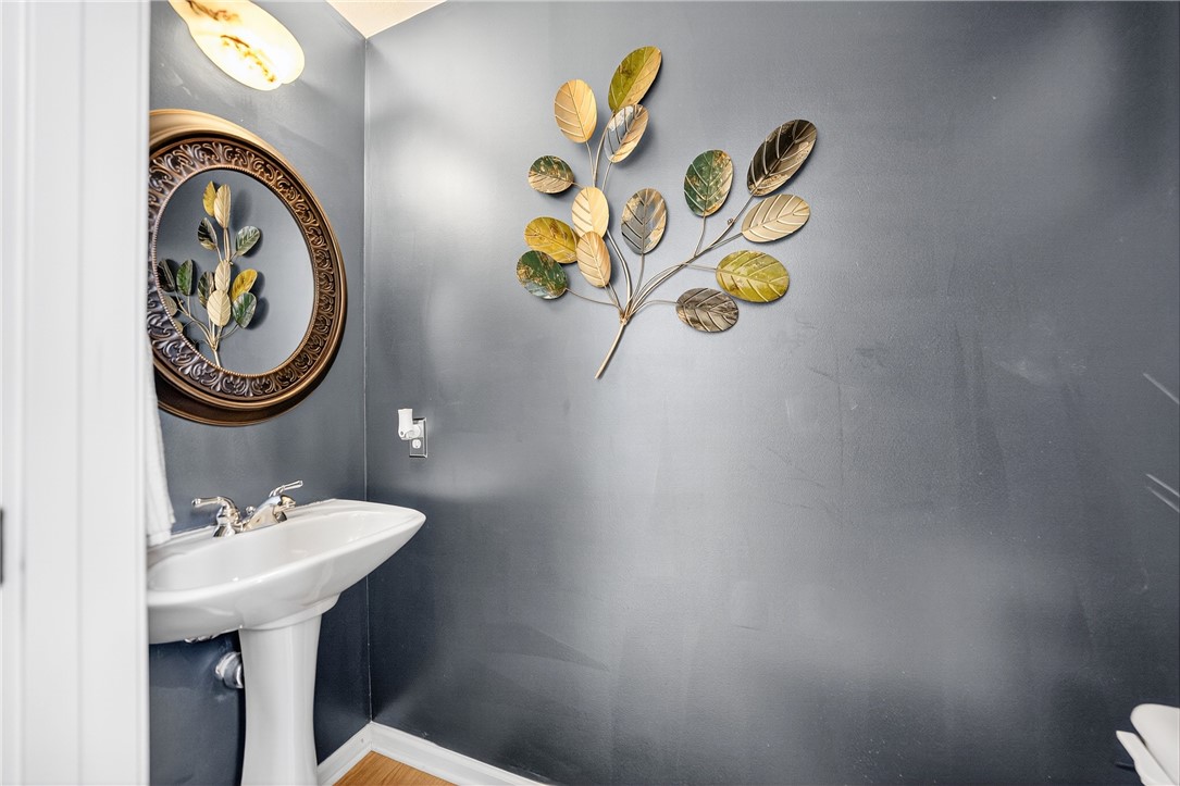 South Fayette, Pennsylvania 15057, United States, 3 Bedrooms Bedrooms, ,3 BathroomsBathrooms,Residential,Contingent,181997