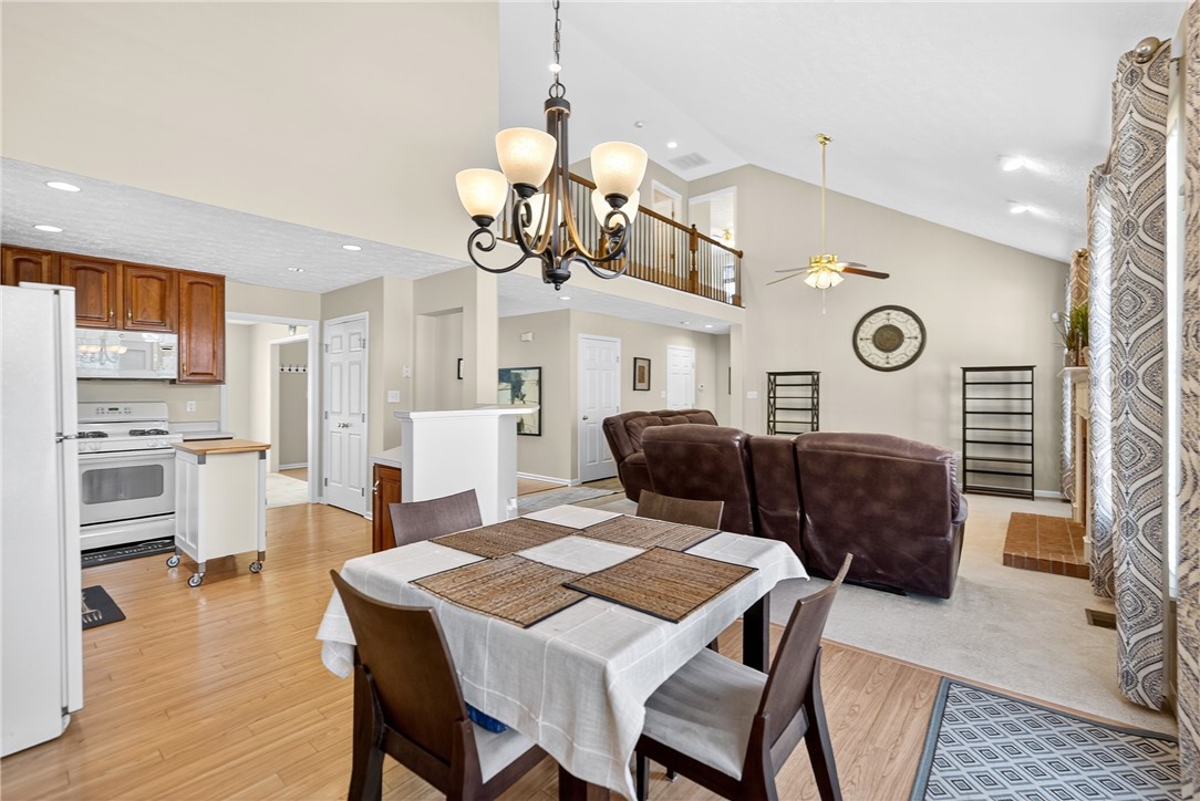 South Fayette, Pennsylvania 15057, United States, 3 Bedrooms Bedrooms, ,3 BathroomsBathrooms,Residential,Contingent,181997