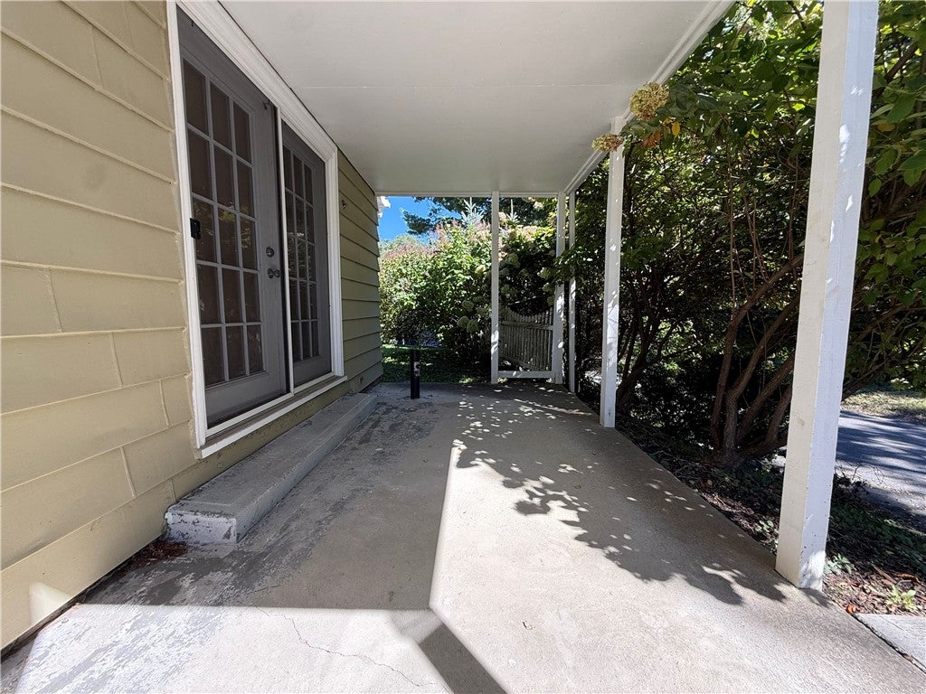 3344 Vernon Ave