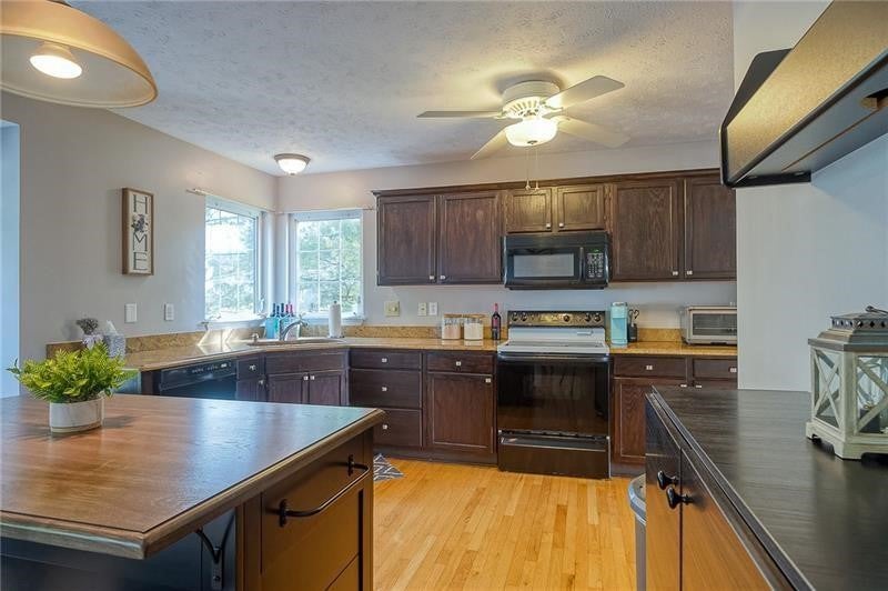 8506 Club Side Drive