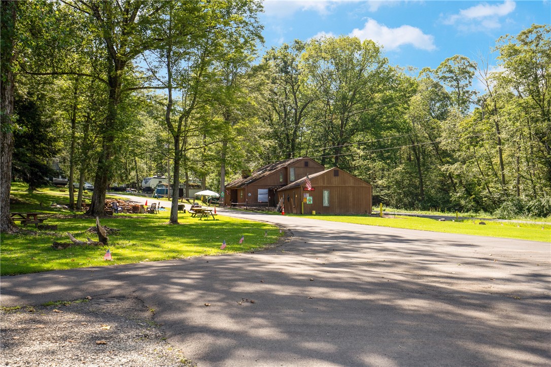 Somerset Twp, Pennsylvania 15501, United States, 1 Bedroom Bedrooms, ,2 BathroomsBathrooms,Residential,Active,183849