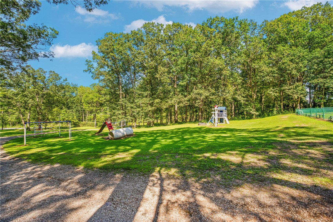 Somerset Twp, Pennsylvania 15501, United States, 1 Bedroom Bedrooms, ,2 BathroomsBathrooms,Residential,Active,183849