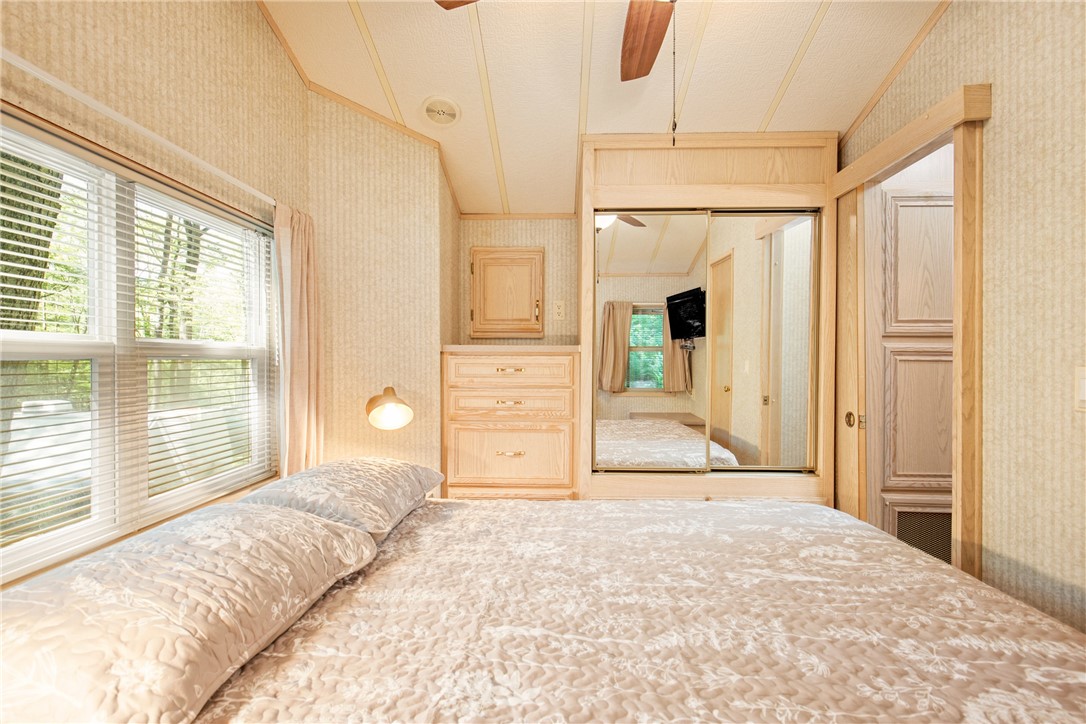 Somerset Twp, Pennsylvania 15501, United States, 1 Bedroom Bedrooms, ,2 BathroomsBathrooms,Residential,Active,183849