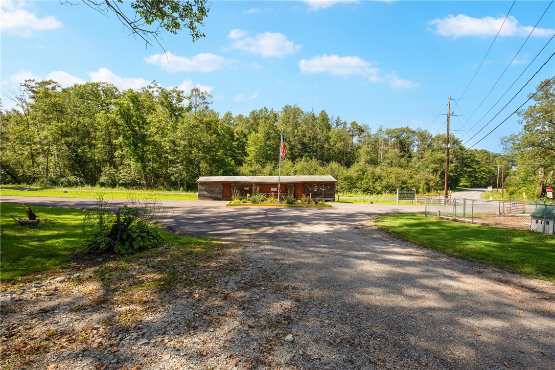 Somerset Twp, Pennsylvania 15501, United States, 1 Bedroom Bedrooms, ,2 BathroomsBathrooms,Residential,Active,183849