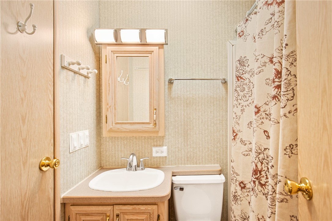 Somerset Twp, Pennsylvania 15501, United States, 1 Bedroom Bedrooms, ,2 BathroomsBathrooms,Residential,Active,183849