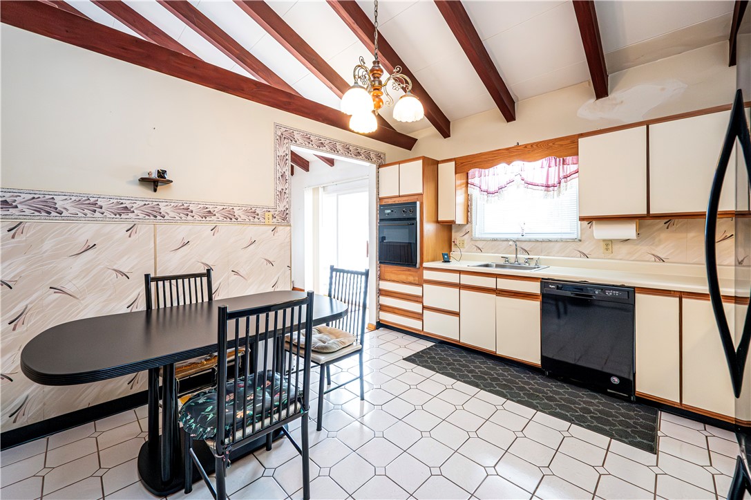 Penn Twp - Wml, Pennsylvania 15642, United States, 4 Bedrooms Bedrooms, ,3 BathroomsBathrooms,Residential,Active,83664