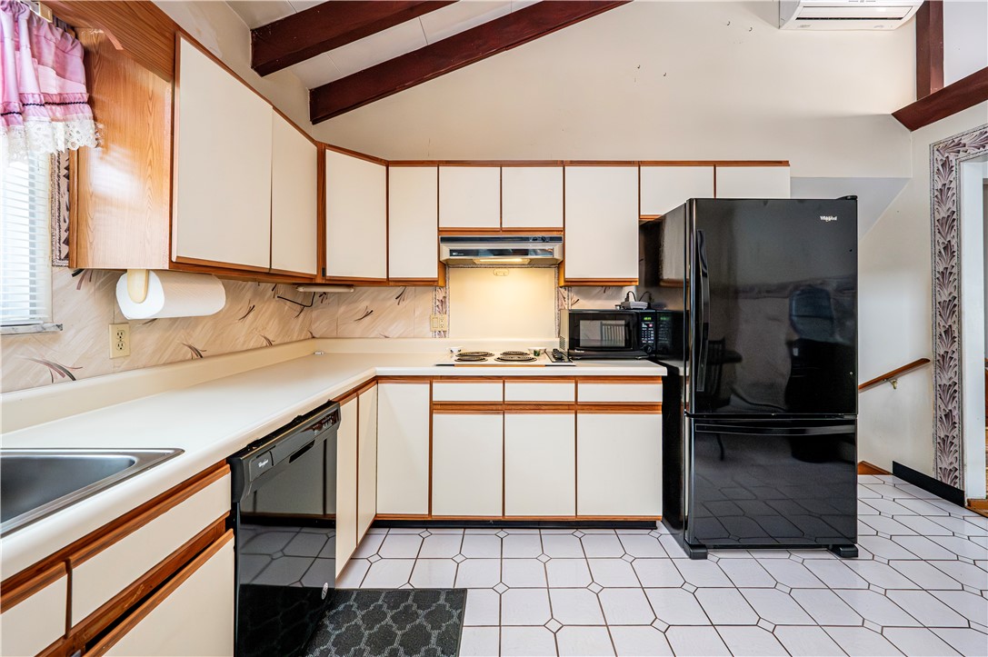 Penn Twp - Wml, Pennsylvania 15642, United States, 4 Bedrooms Bedrooms, ,3 BathroomsBathrooms,Residential,Active,83664