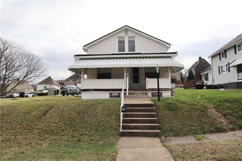 Photo of 506 Lewis Ave, Jeannette, PA 15644 (MLS # 1743045)