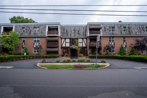 Homes For Sale - 136 Centennial Ave. Unit#307 Ave #307<br/> Sewickley, PA 15143