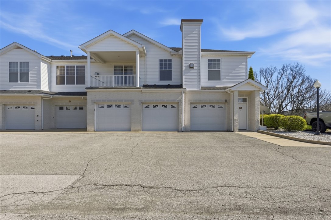229 Adams Pointe Blvd 2