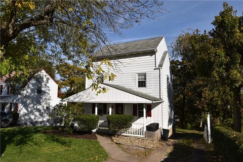 Photo of 223 Nantucket Drive, Pittsburgh, PA 15236 (MLS # 1736372)