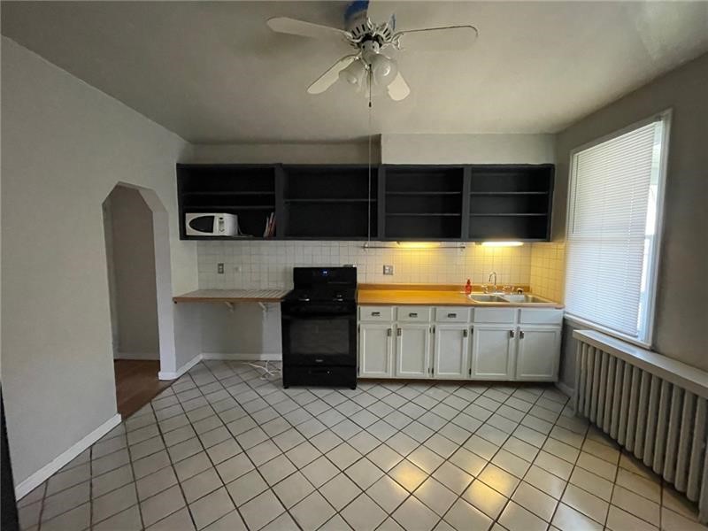 Greenfield, Pennsylvania 15217, United States, 1 Bedroom Bedrooms, ,1 BathroomBathrooms,Residential,Active,190605