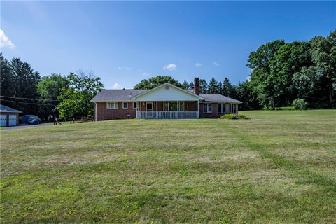 Photo of 125 Fortieth St, Butler, PA 16001 (MLS # 1763128)