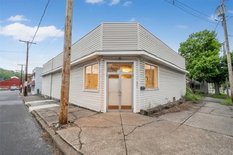 Photo for 569-571 Coleman Ave