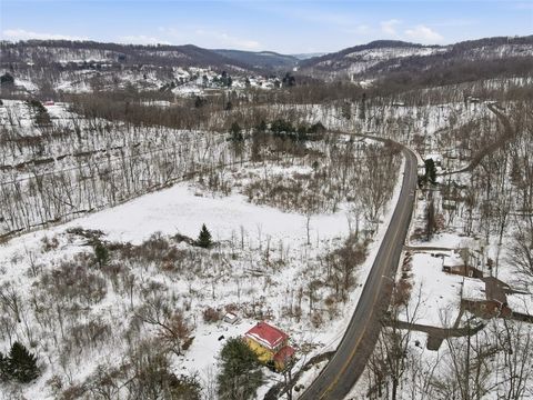 Photo of 220 Little Deer Creek Road, Cheswick, PA 15024 (MLS # 1740411)