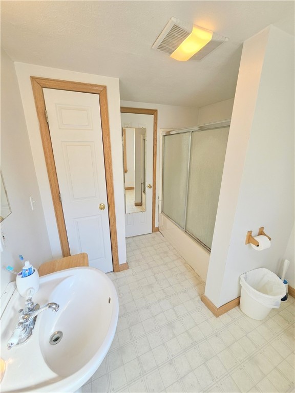 Slippery Rock Boro, Pennsylvania 16057, United States, 2 Bedrooms Bedrooms, ,1 BathroomBathrooms,Residential,Active,184510