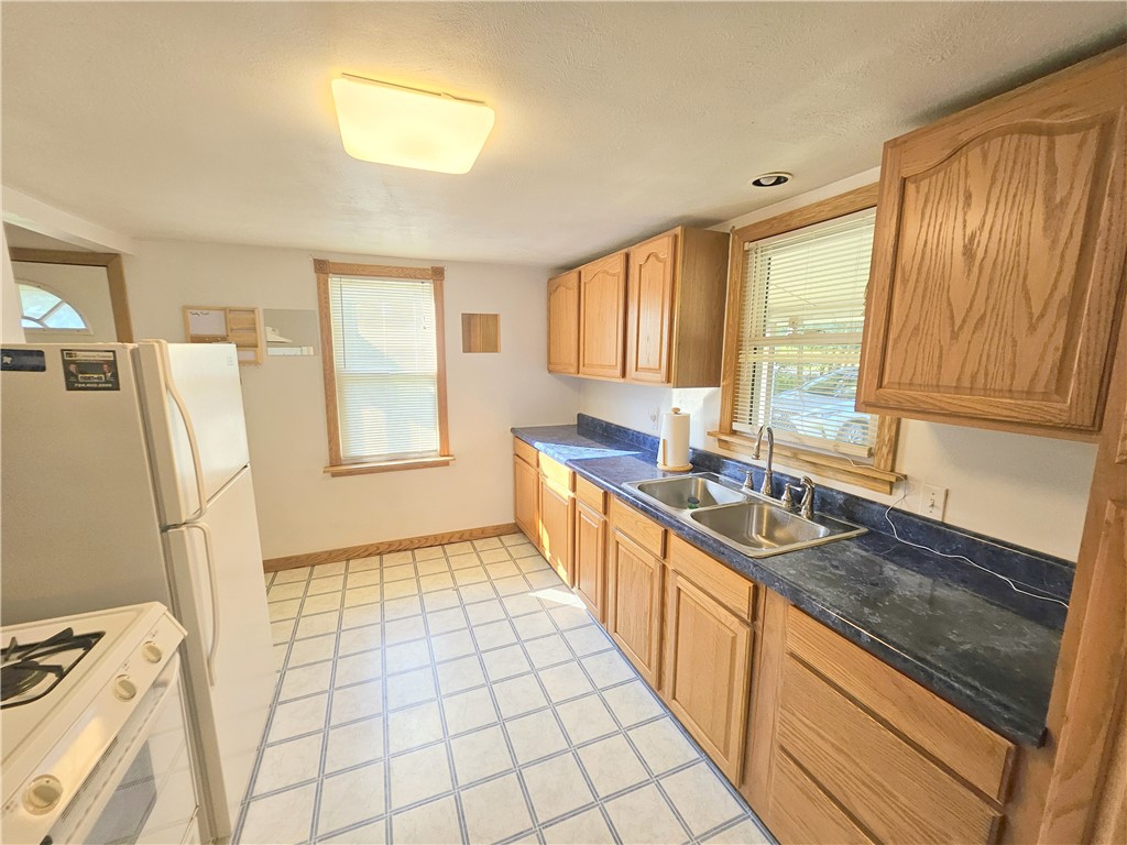 Slippery Rock Boro, Pennsylvania 16057, United States, 2 Bedrooms Bedrooms, ,1 BathroomBathrooms,Residential,Active,184510