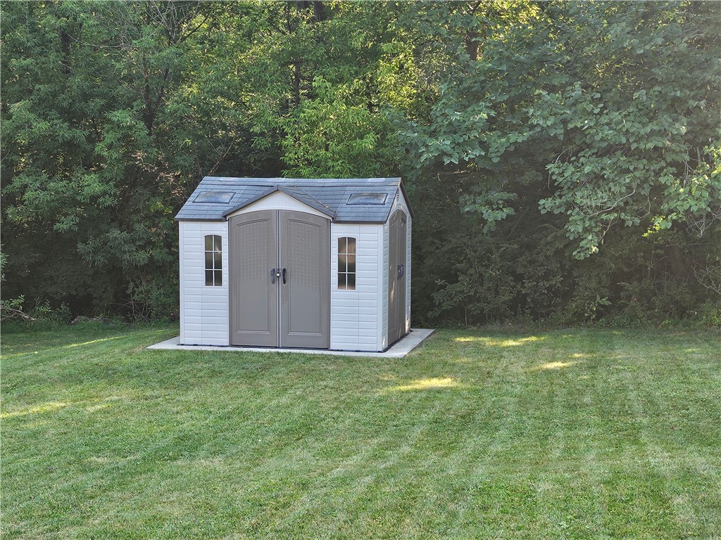 Slippery Rock Boro, Pennsylvania 16057, United States, 2 Bedrooms Bedrooms, ,1 BathroomBathrooms,Residential,Active,184510