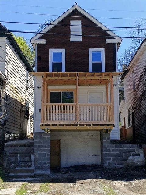 Condo For Sale - 210 N 4th St St<br/> Jeannette, PA 15644