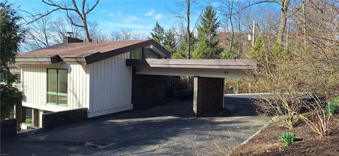 Photo of 90 E Woodland, Pittsburgh, PA 15232 (MLS # 1744656)