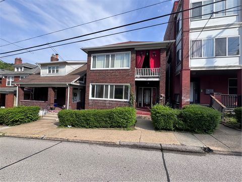 Photo of 17 Sumner Ave, Pittsburgh, PA 15221 (MLS # 1752129)