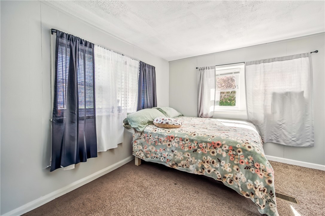 South Pymatuning Twp, Pennsylvania 16150, United States, 3 Bedrooms Bedrooms, ,2 BathroomsBathrooms,Residential,Active,121109