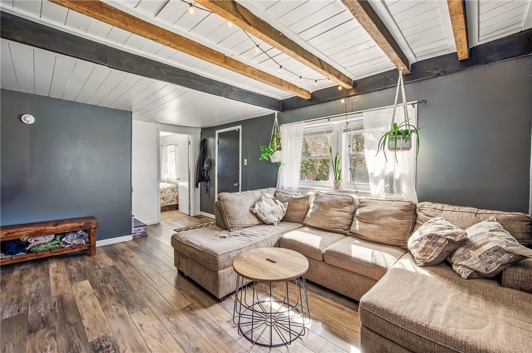 South Pymatuning Twp, Pennsylvania 16150, United States, 3 Bedrooms Bedrooms, ,2 BathroomsBathrooms,Residential,Active,121109