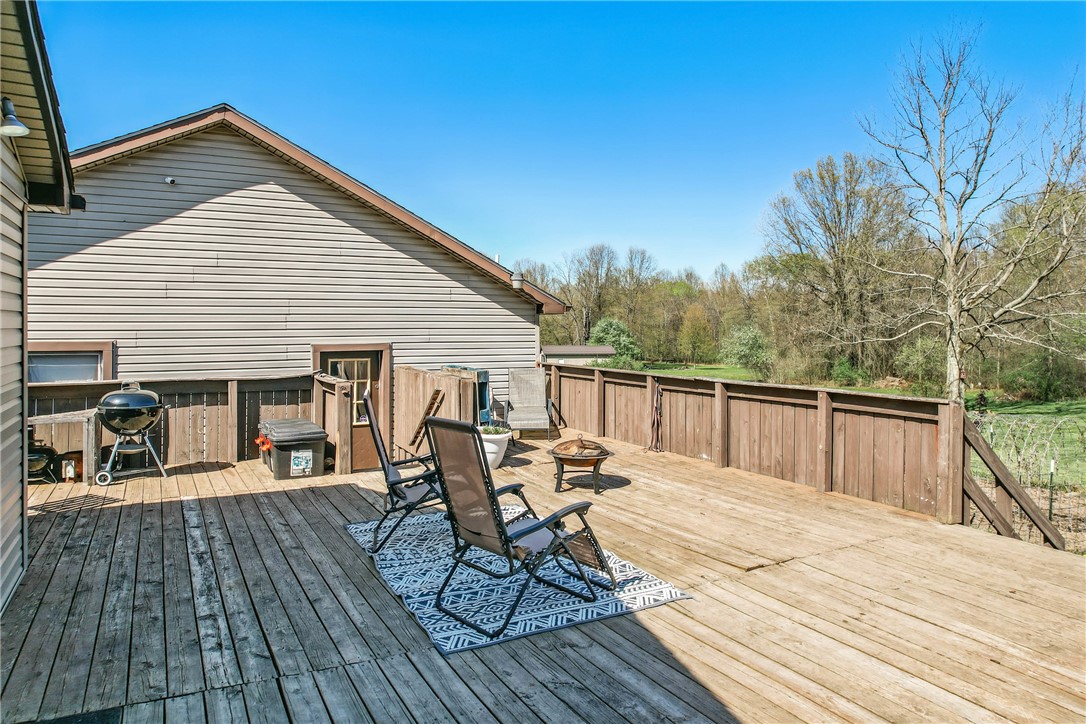 South Pymatuning Twp, Pennsylvania 16150, United States, 3 Bedrooms Bedrooms, ,2 BathroomsBathrooms,Residential,Active,121109