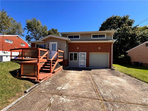 Homes For Sale - 523 Larix Rd Rd<br/> Monroeville, PA 15146