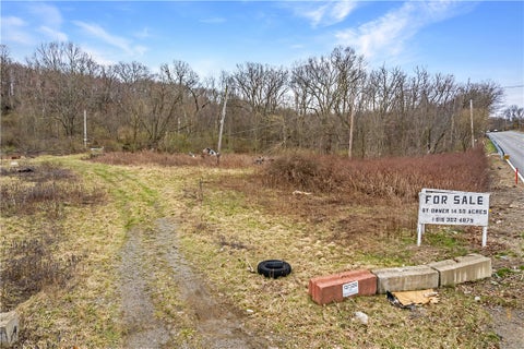 Photo of 6162 William Flynn Hwy, Gibsonia, PA 16059 (MLS # 1760327)