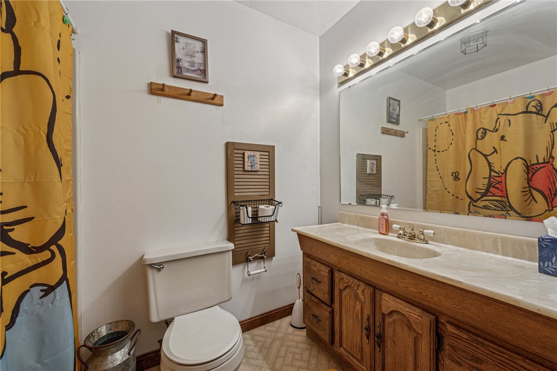 6 Elizabeth Ter Ter, Jeannette, Pennsylvania image 13