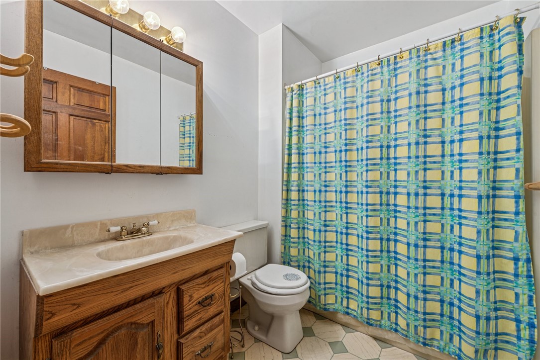 6 Elizabeth Ter Ter, Jeannette, Pennsylvania image 11
