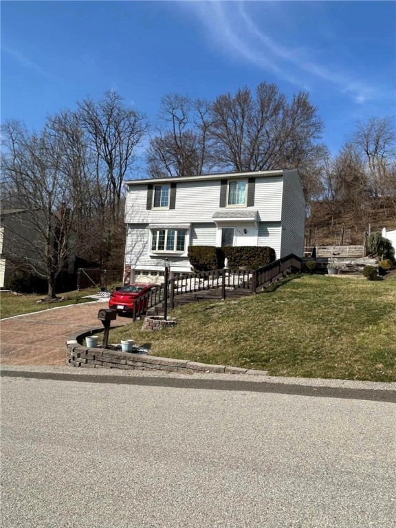 6534 Quaker Drive Dr, South Park, Pennsylvania image 1