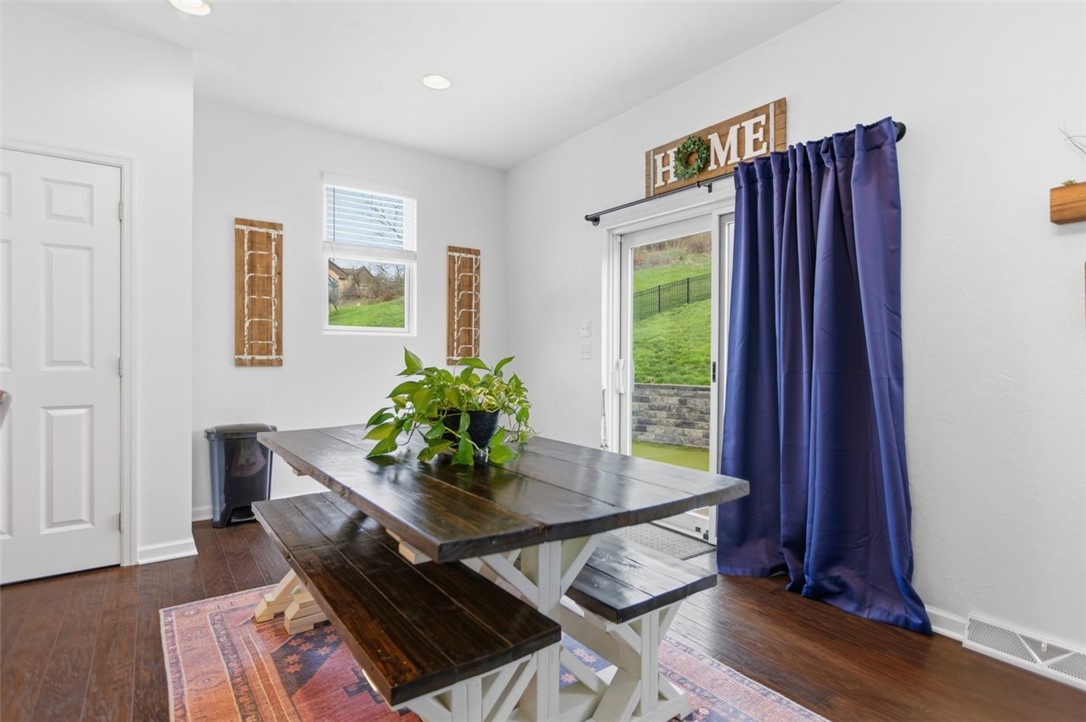 2547 Forest Brook Dr