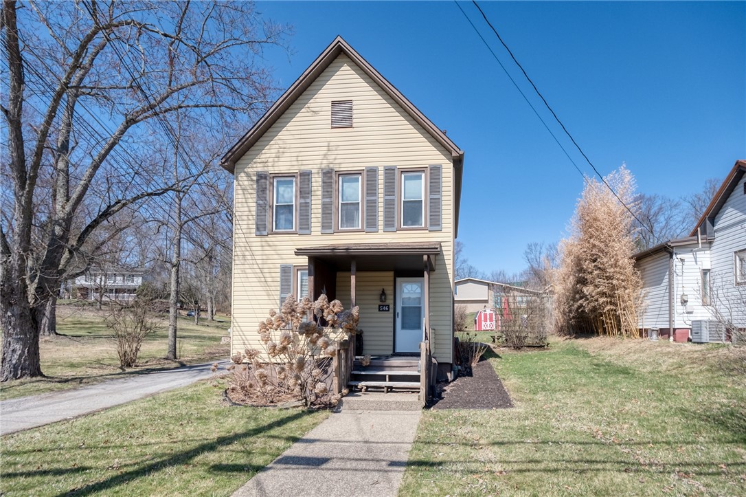 Mars Boro, Pennsylvania 16046, United States, 3 Bedrooms Bedrooms, ,1 BathroomBathrooms,Residential,Contingent,90925