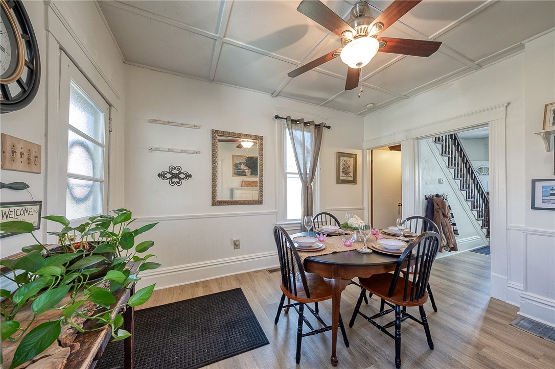 Mars Boro, Pennsylvania 16046, United States, 3 Bedrooms Bedrooms, ,1 BathroomBathrooms,Residential,Contingent,90925